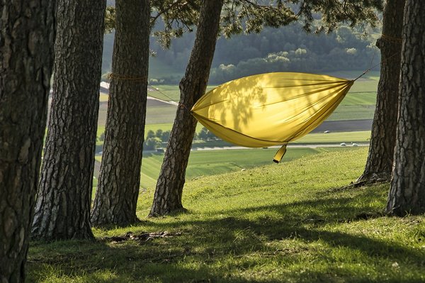 Comment choisir le bon hamac pour le camping en plein air ?